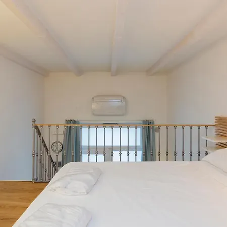Apartment Villoresi Loft - Zona Navigli - Wifi - A.c. *